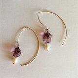 ガラスドロップピアス