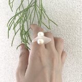 ［再販］アクリルでできたコットンパールのつぶつぶシカクリング