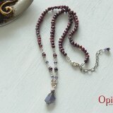 ラフ・アイオライトとラズベリーカラーパールのペンダントネックレス