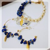 トルコパーツが揺れるさざれラピスラズリ×淡水パールのブレスレット&ピアスのセット！