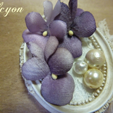 アンティークフレームのブローチ*すみれ*