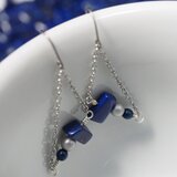 ラピスラズリトライアングルピアス