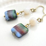 縞々なスクエアビーズのピアス（イヤリング変更可）