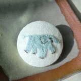 ゾウ（淡い青）