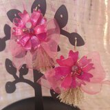 ピンクの八重桜風お花のピアス