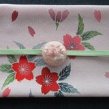 桜の帯留めの画像