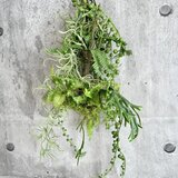 Wall flower hanging