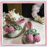 いちごのベビーシューズ ９㎝