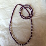 結びとビーズのネックレス