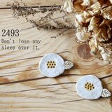 北欧風・小さなお花のブローチ