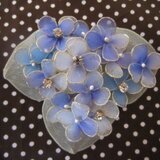 アジサイブローチ