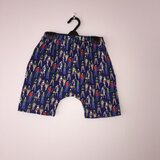 女の子の春のサルエルハーフパンツ