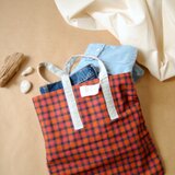 シンプルなトートバッグ thin tote//
