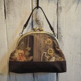 アンティーク風生地のがま口バッグ/ポーチ