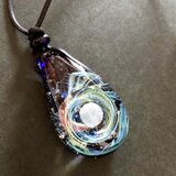 《ブルームーン》　ペンダント　とんぼ玉　　宇宙　ガラス　銀河　月