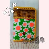 てんとう虫とお花柄の母子手帳ケース