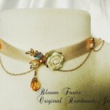 ローズモチーフのチョーカーネックレス