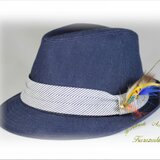 ★スモーキーブラウン、オレンジ黒のストライプの羽のハットピン・ブローチ★