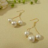 コットンパールのスウィングピアス