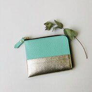エンボス加工 ミントグリーン 長財布 ペレボルサ PELLE BORSA L字ファスナー長財布 （ミントグリーン