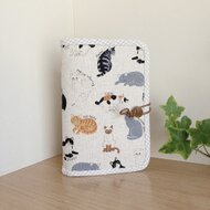 クロッチくん*猫型マルチケース*ハンドメイド クロッチくん*猫型マルチケース*ハンドメイド快適