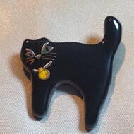 蒔絵ブローチ 黒猫 桜 | iichi ハンドメイド・クラフト作品・手仕事品 ...