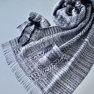 手織り ポイントツイル織 ポンポンマフラー Handwoven TMMS22139