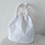 jpgoodbuy専用 whiteworkフランスアンティーク巾着バッグ*手刺繍 アンティーク*手刺繍*ホワイトワーク*レース*巾着バッグ | iichi