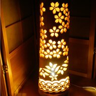 癒しの竹灯り・竹ランプ　〜〜花華々〜〜　※コンセント・電池両方使用可能 癒しの竹灯り 花華々 コンセント・電池両用 竹ランプ｜家具