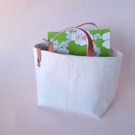 ふた付き レトロフラワー柄 持ち手レザートートバッグ | iichi
