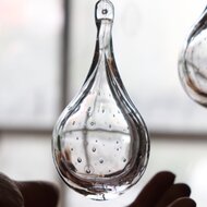 「蒼翠の雫 — 手吹きガラスアート（スモールサイズ）」 吹きガラス いぐさ ガラス 水口智貴 花器 小 IGUSA GLASS イグサ