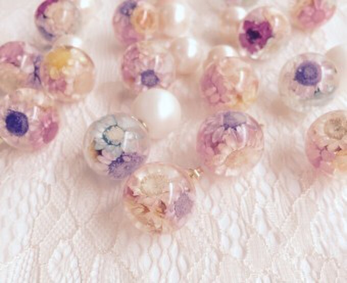 フラワーアクセサリー