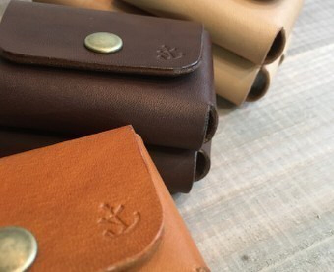 革コモノ職人 HOLA