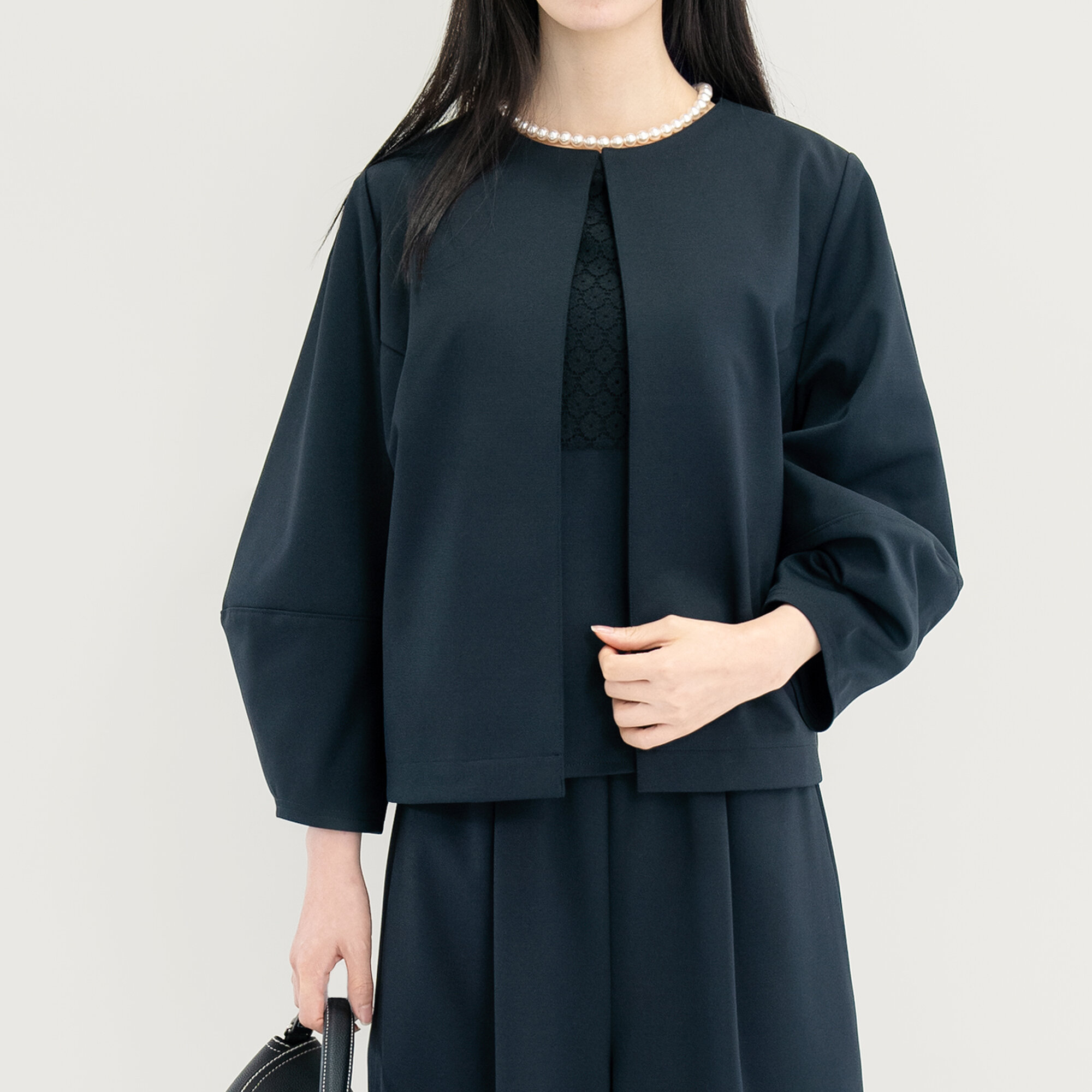 LOU ISALA ●12/8（月）まで・全品送料無料