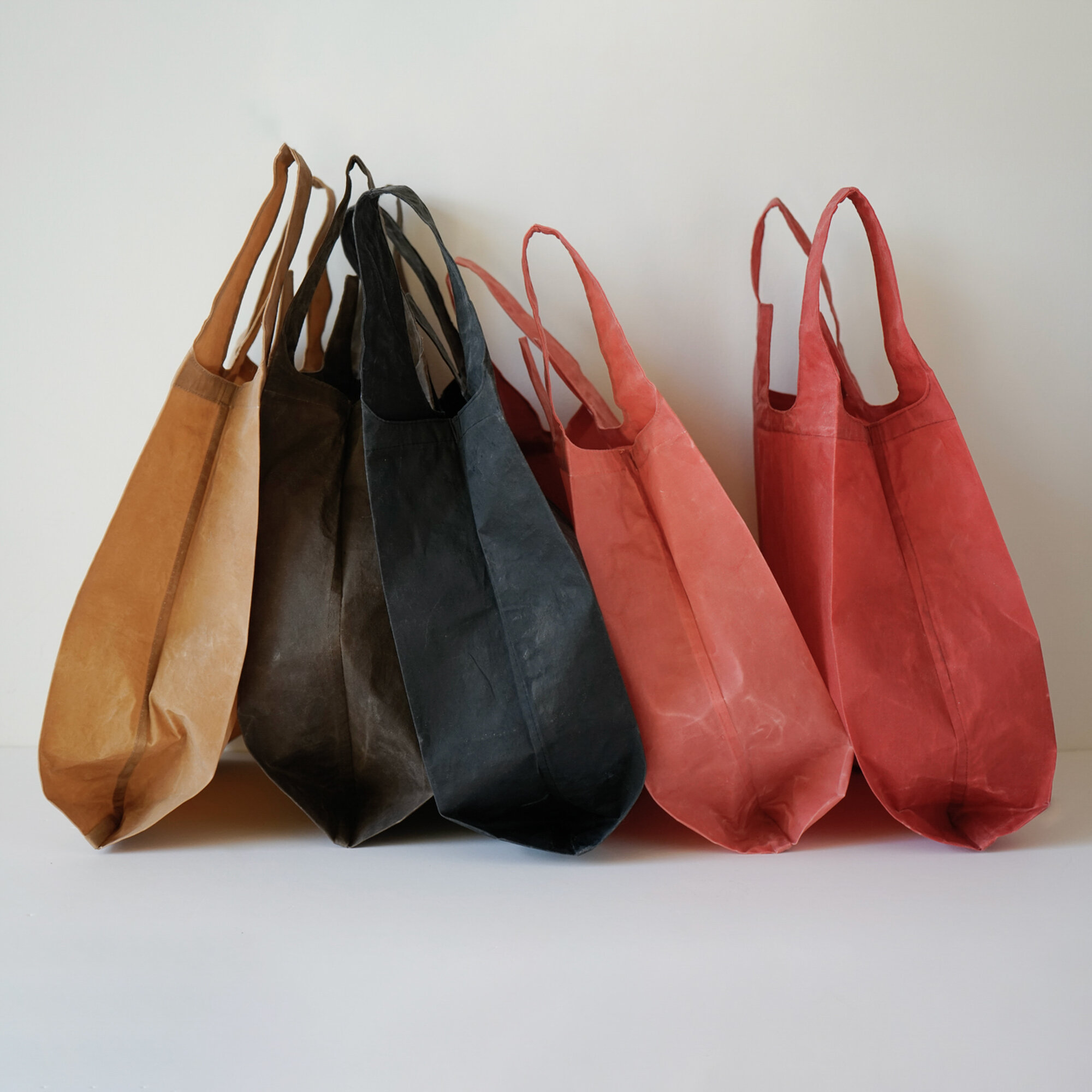 Erva by Haruna Inada