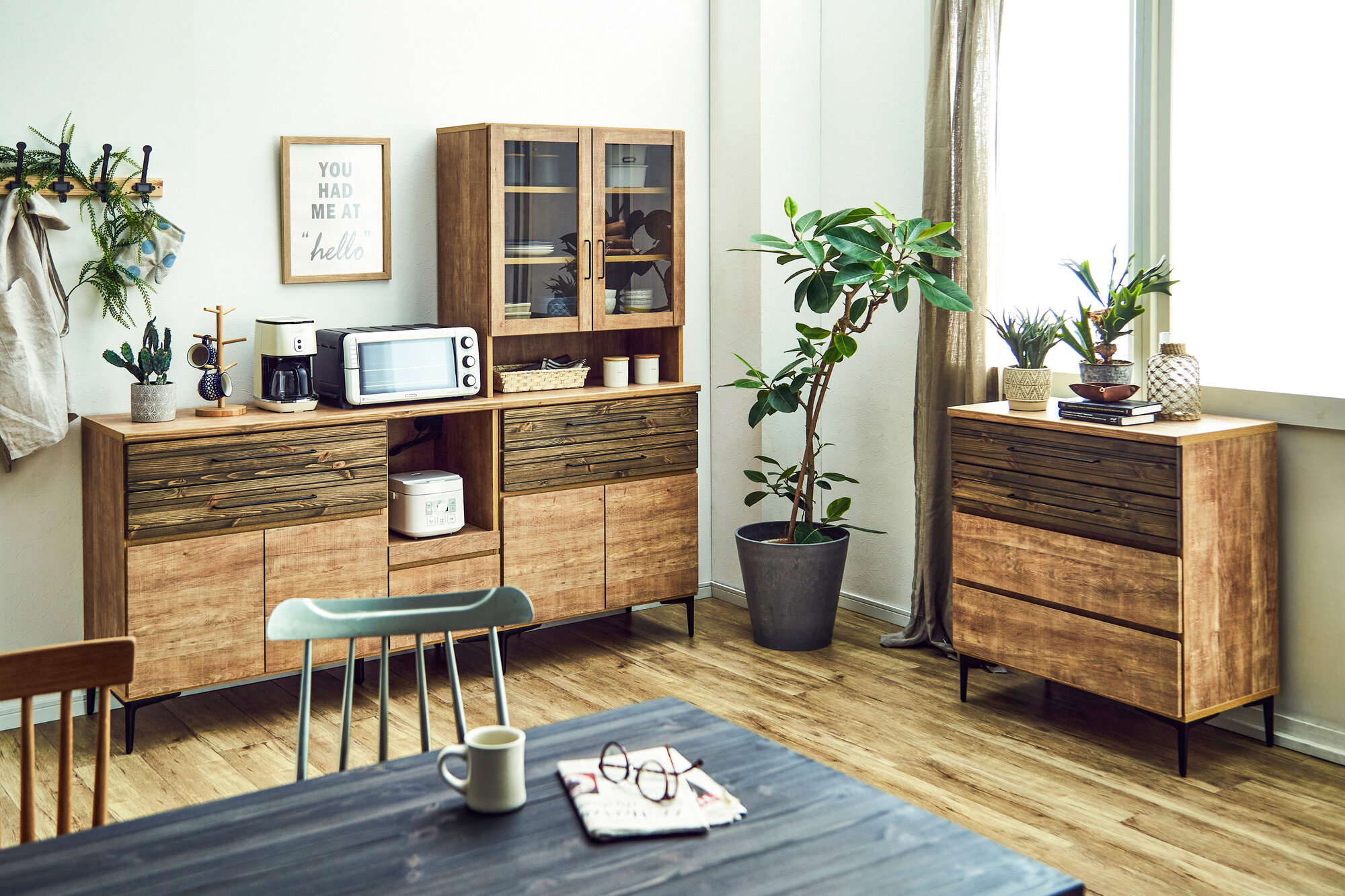 スリーズファニチャー