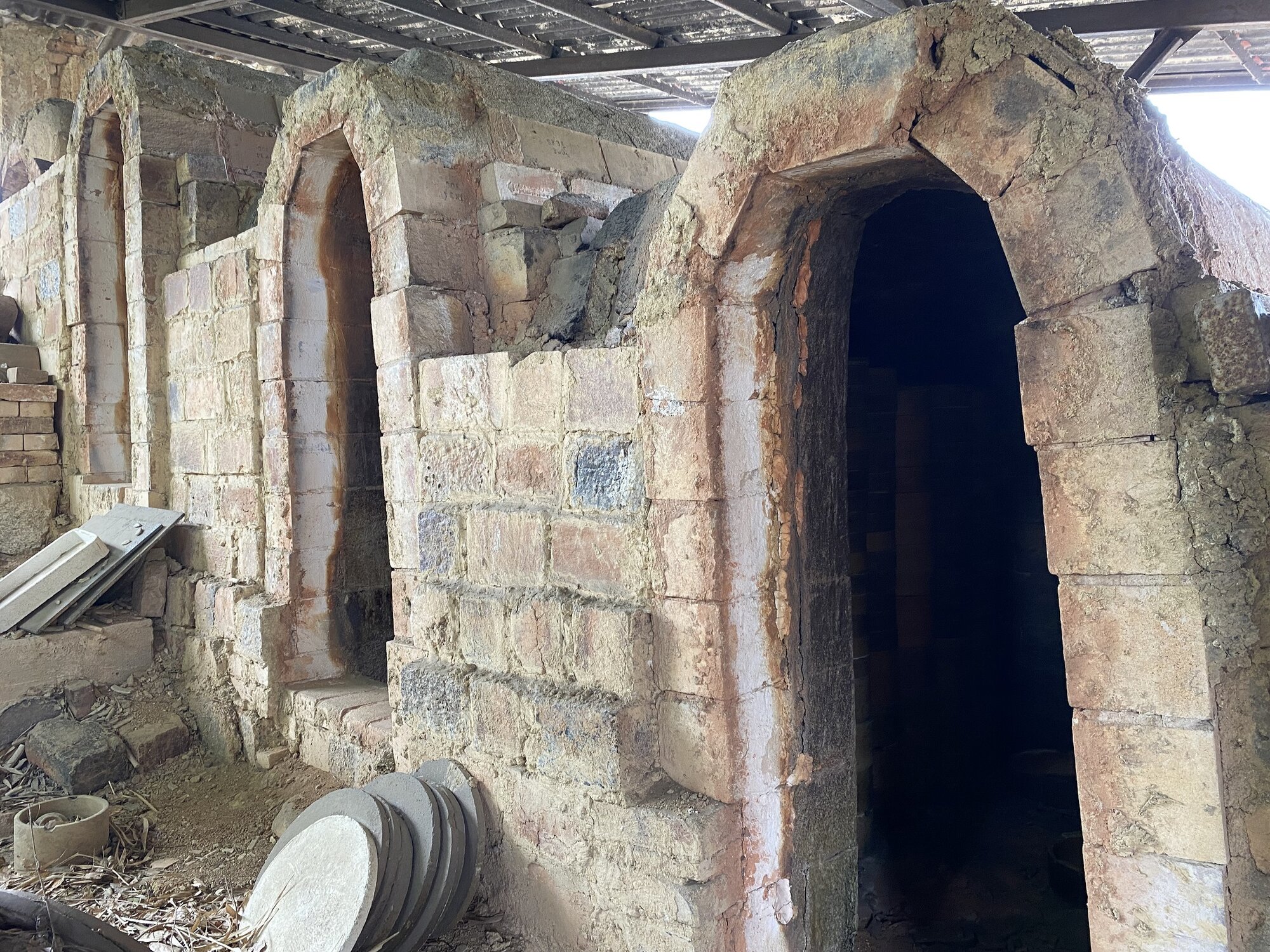 酒津焼　kazu pottery