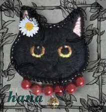 キジトラ猫】手刺繍ブローチ 松ぼっくり 冬季 金木犀 2way仕様(バッグ