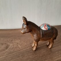 リスと団栗の木皿 | iichi 日々の暮らしを心地よくするハンドメイドや