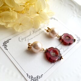 フラワーチェコビーズとコットンパール