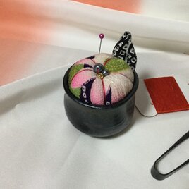 備前焼の花の針山