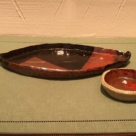 葉皿と小皿の画像