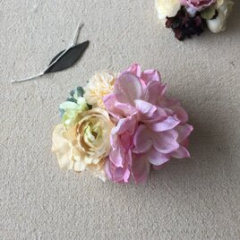 紫陽花ピンクコサージュ