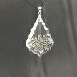 スワロフスキーのペンダント