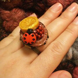 フランス製ヴィンテージボタンのデザインリング