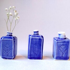 小瓶型花器(ブルー)の画像
