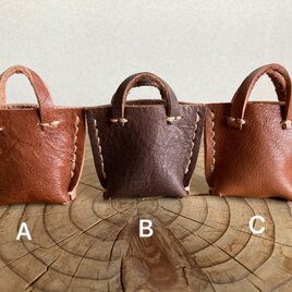 レザーミニチュアトート首飾り