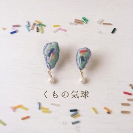 刺繍のふわふわパステルイヤリングの画像