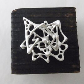 silver brooch 1の画像