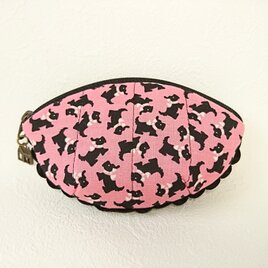 テリア の 蛤ポーチ